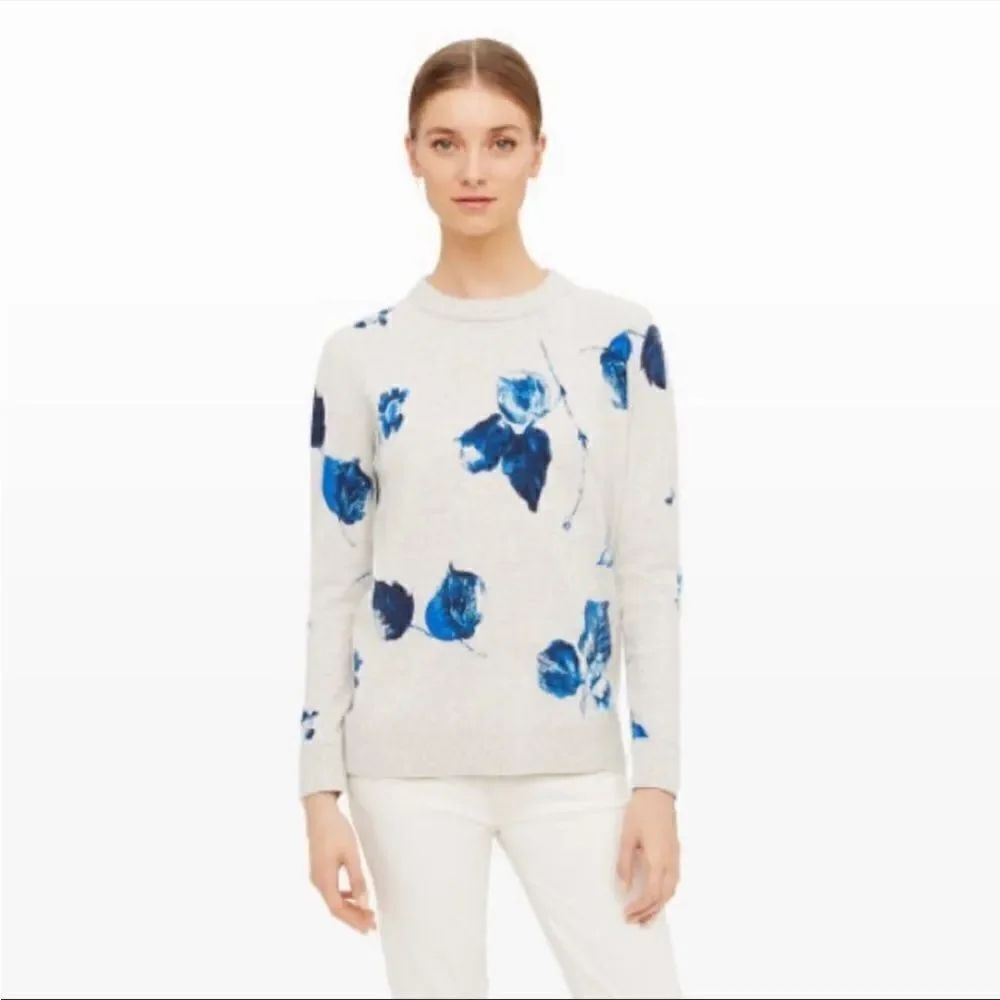 Club Monaco Mysie Gray Blue Floral Design Wool Blend Pullover Sweater Feminine